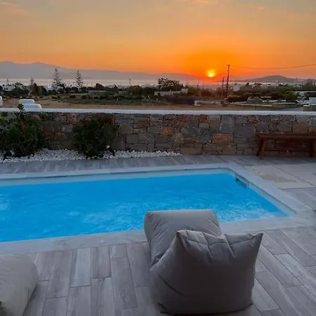 Vila White Nadora Naxos *